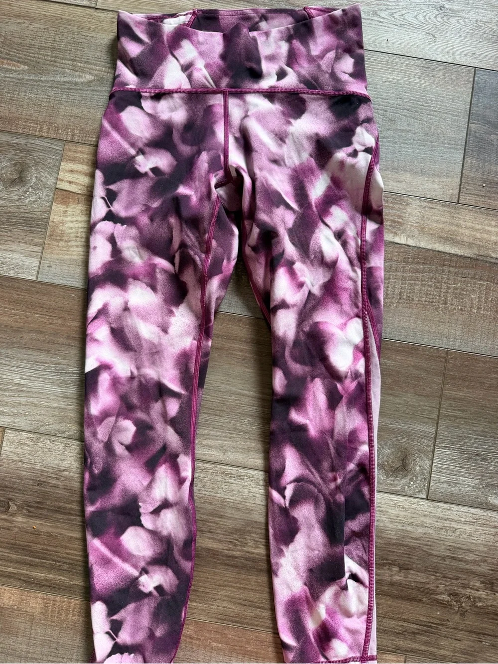 Lululemon Pink and White Tie-Dye Leggings - Picture 2 of 4